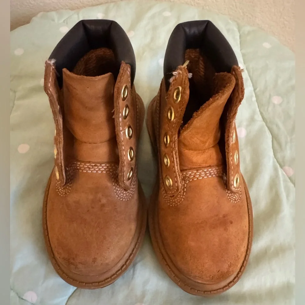 Timberland Kids Leather Boots Toddler size 6